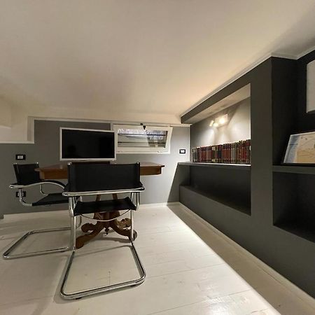 Portici Design Suite - Historical Center بولونيا المظهر الخارجي الصورة