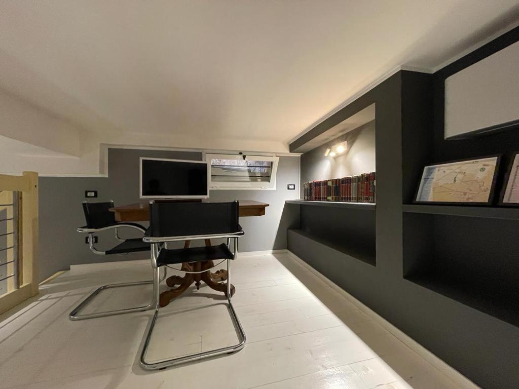Portici Design Suite - Historical Center بولونيا المظهر الخارجي الصورة