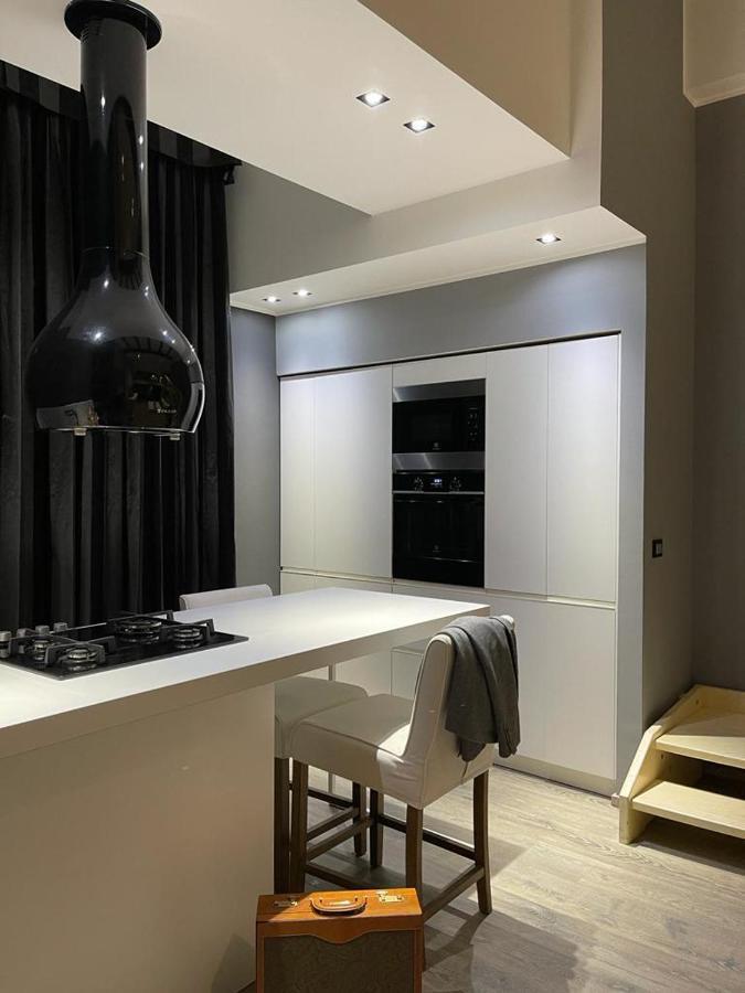 Portici Design Suite - Historical Center بولونيا المظهر الخارجي الصورة